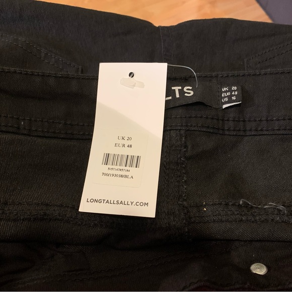 004 NWT Tall black straight legged jeans - Picture 3 of 6